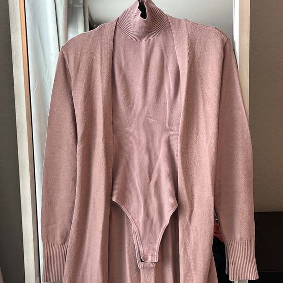 Express / 2 piece sweater set + bodysuit / dusty pink - Picture 2 of 11